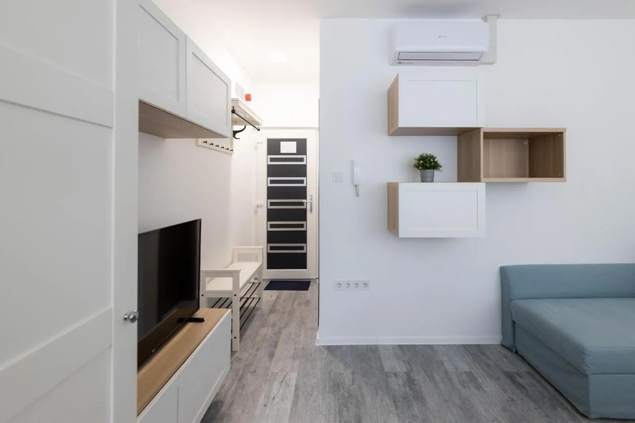 Roomstore Studio Apartments Eger 0*,