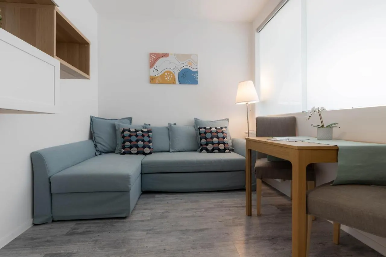 Roomstore Studio Apartments Eger Lägenhetshotell