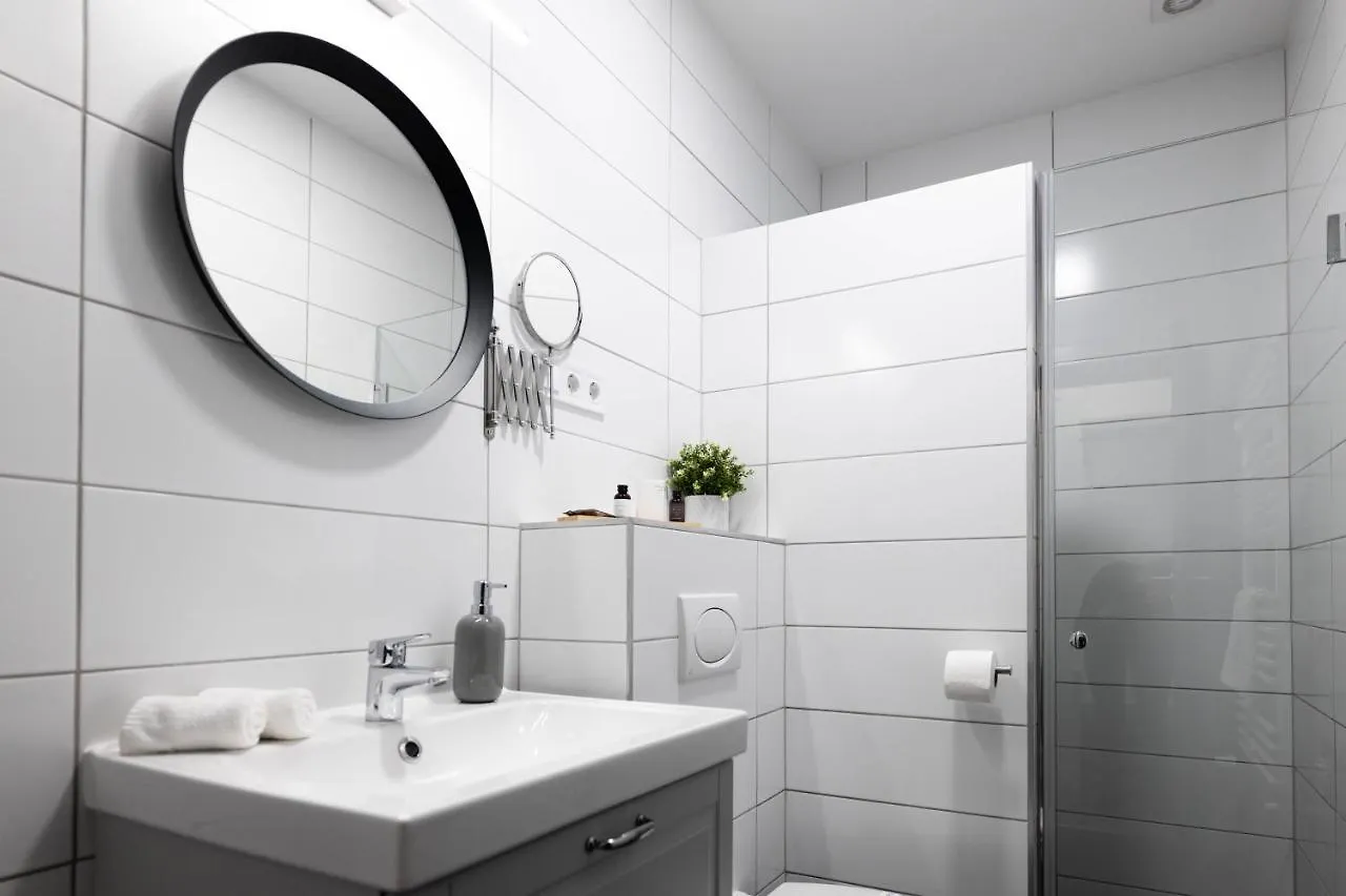 Roomstore Studio Apartments Eger Lägenhetshotell
