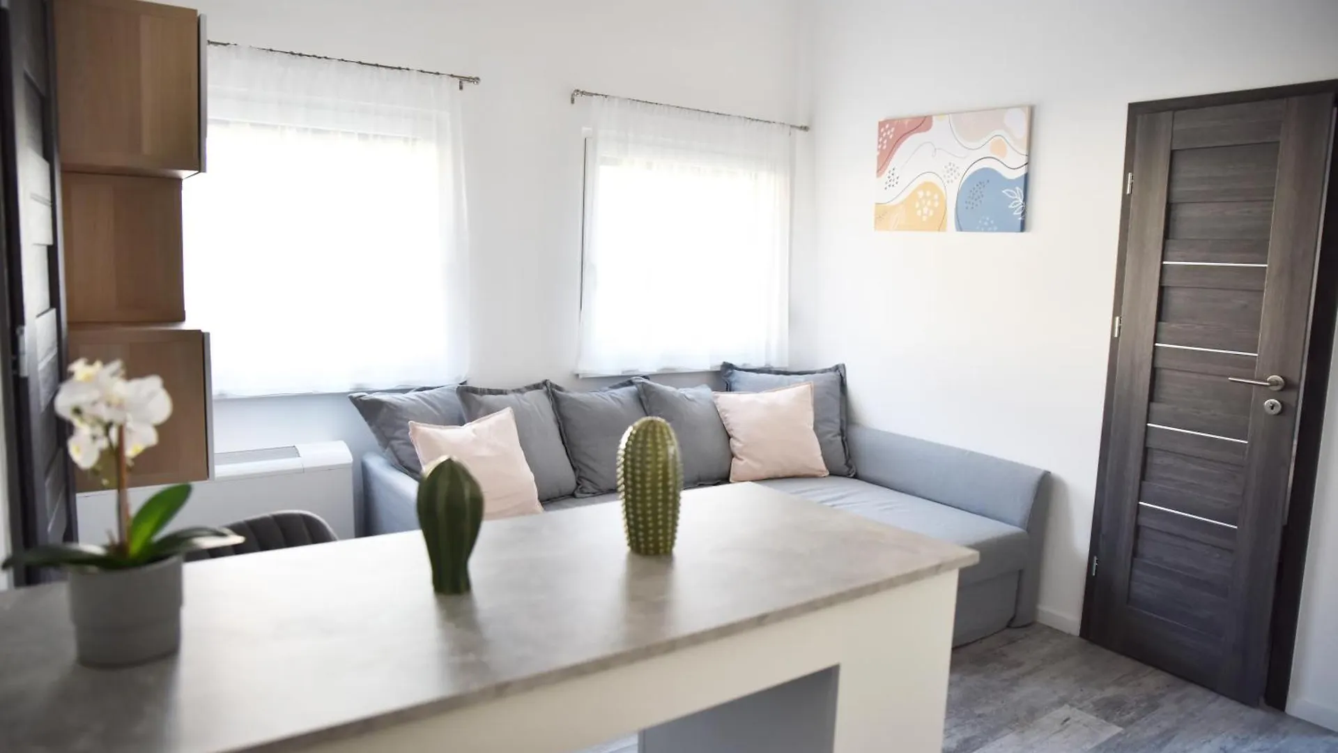 Roomstore Studio Apartments Eger Ungern