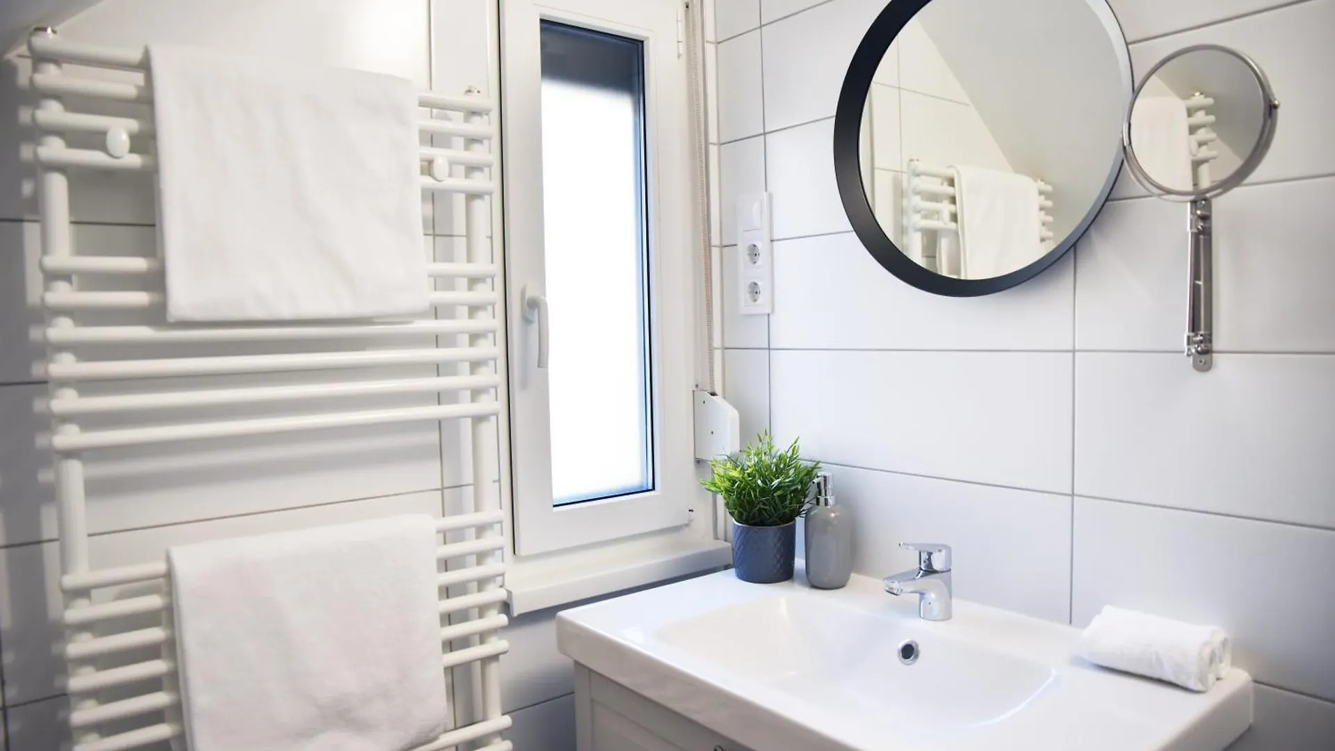 Roomstore Studio Apartments Eger 0*,  Hungary